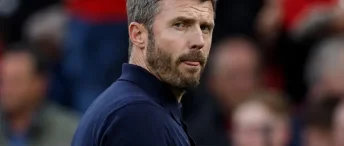 Carrick Under the Spotlight as United Face a Defining Week