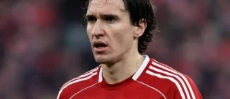 Chiesa drops a clanger on Curtis Jones as Iraola’s Liverpool reboot begins