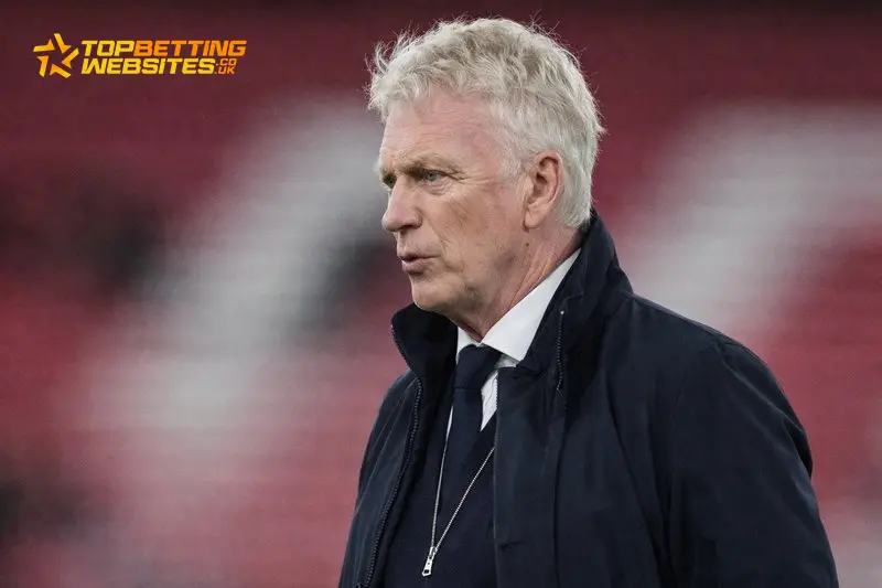Everton move for Rico Lewis as Man City poised to cash in