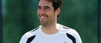 Endo and Chiesa Axed as Liverpool Lock In Champions League 25