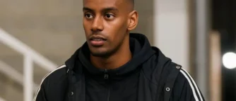 Liverpool Sweat on Scans for Isak, Wirtz and Bradley after bruising win at Spurs