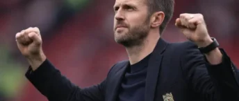 United Turn to Left-Back Market as Wilcox Eyes Lewis Hall Coup