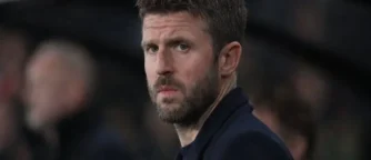 United crank up midfield rebuild: De Cat talks opened as Ederson nears and Fernandes chase heats up