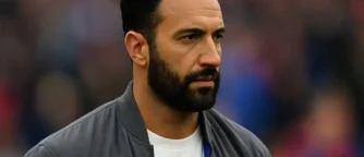 United Open Contract Talks with Maguire as Anfield Hero Eyes Future