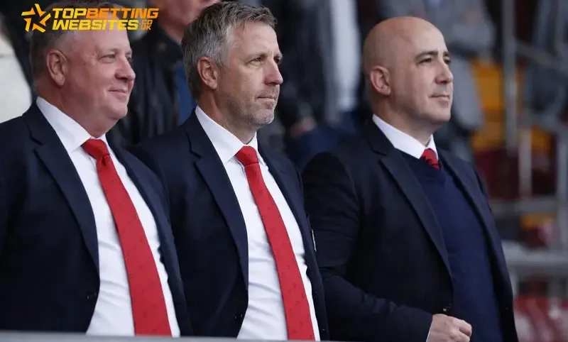 Man United primed to pounce as Bayern ready to talk on Alphonso Davies