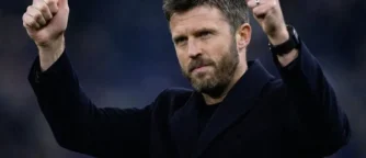 United Plot Audacious Swoop for Arsenal Starlet Lewis‑Skelly as Left‑Back Search Heats Up