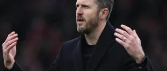 Ruthless Summer Required: Man United Must Cash In On Ugarte and Zirkzee