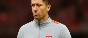 Romano pours cold water on Man United’s Lewandowski links as striker plan takes shape