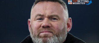 Rooney Backs Hojlund Service Issues