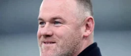 Rooney Rages at 'Schoolboy' Shaw as Man United Stunned by Hull on Opening Day