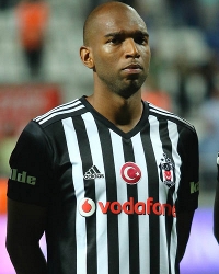Fulham brought in experienced Dutch winger Ryan Babel from Besiktas
