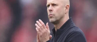 Slot’s VAR Blast Leaves FA on Alert after United Edge Liverpool in Five-Goal Frenzy
