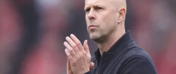 Slot’s VAR Blast Leaves FA on Alert after United Edge Liverpool in Five-Goal Frenzy