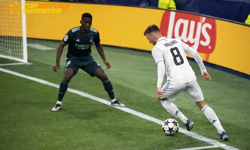 Today in Football: Vanishing wingers, VAR mayhem and Wednesday’s 15-point thump